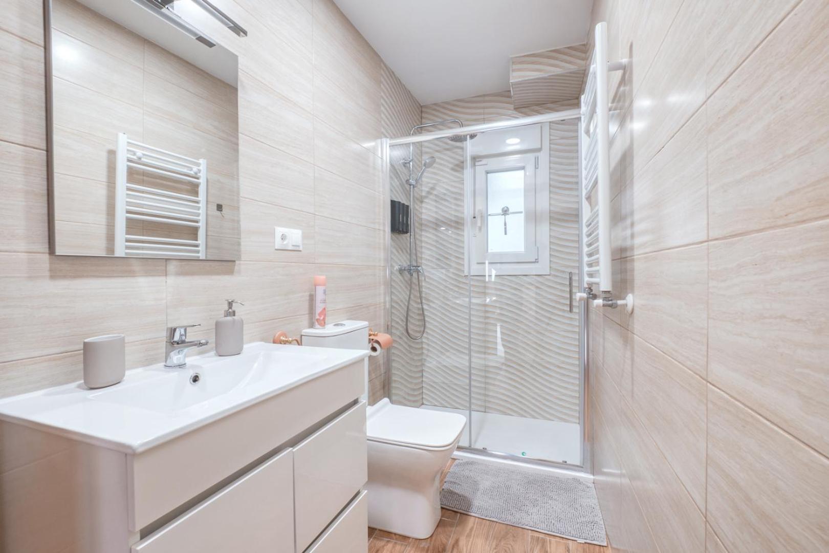 Loft Coqueto En Madrid A 2 Minutos Del Metro Apartment Bagian luar foto