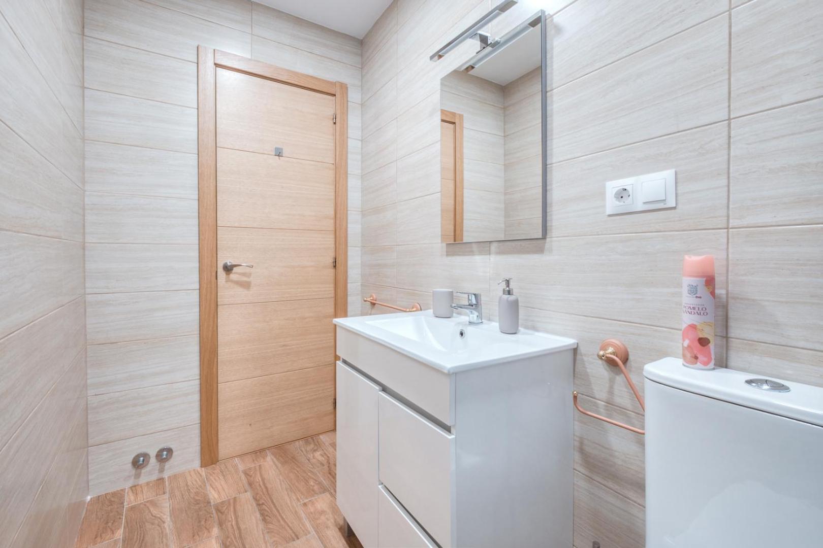 Loft Coqueto En Madrid A 2 Minutos Del Metro Apartment Bagian luar foto